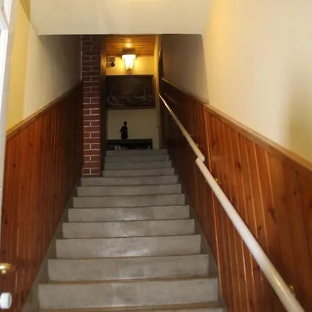 Sashalom Hotel